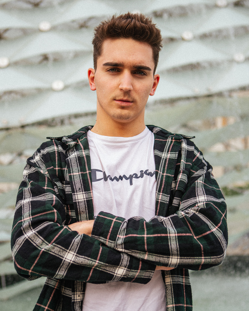 Giphy profile picture for @wisegroup