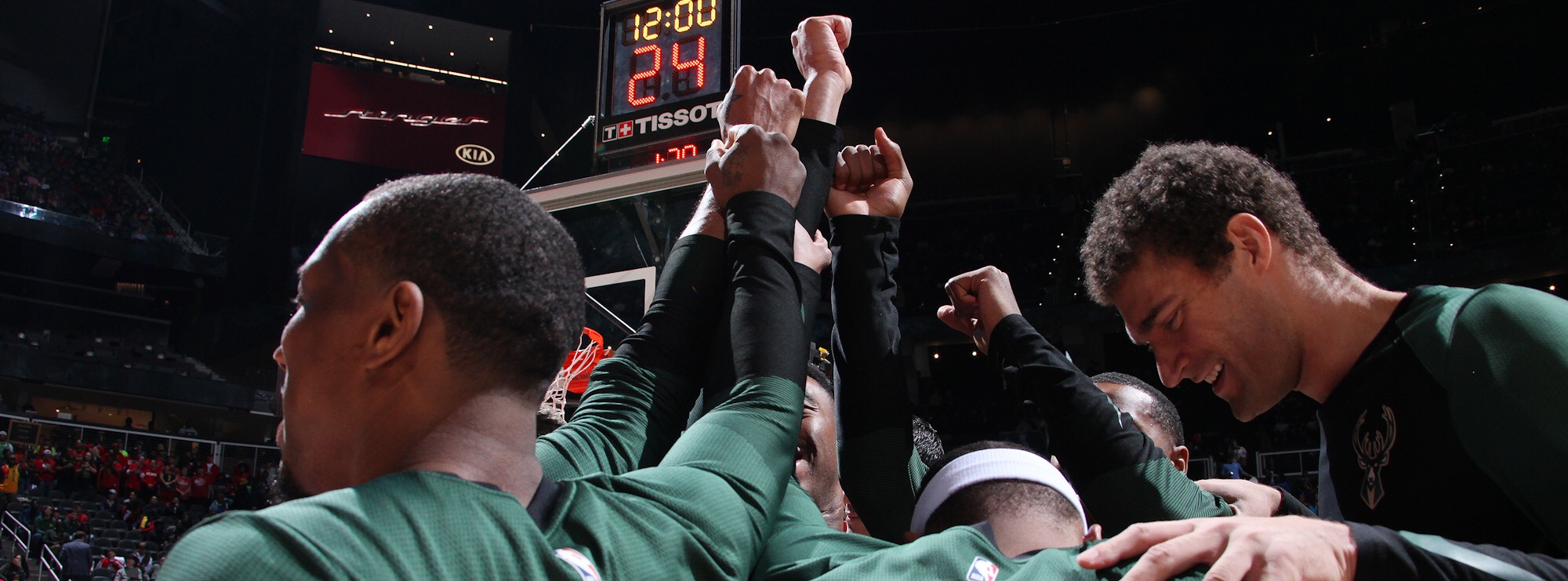 Giphy banner for @bucks
