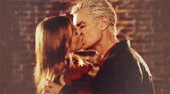 Buffy The Vampire Slayer Kiss GIF - Find & Share on GIPHY