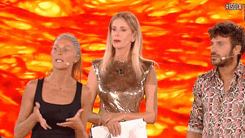 Canale 5 Reality GIF by Isola dei Famosi
