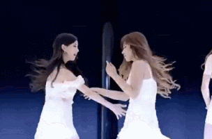 thuthuthu  GIF