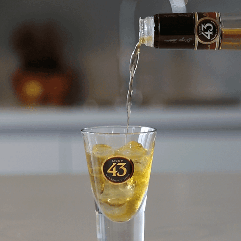 Weekend Licor43 GIF