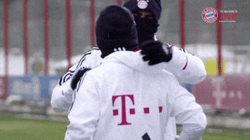arturo vidal hug GIF by FC Bayern Munich
