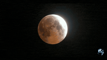 P A R I S I Lunar Eclipse August 2026