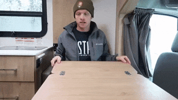 Table Rv GIF