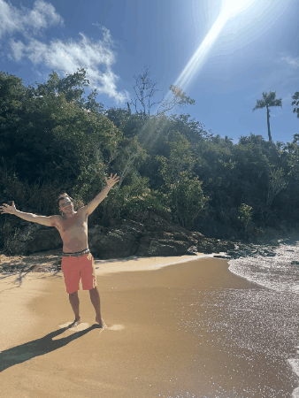 Dino Crnalic GIF