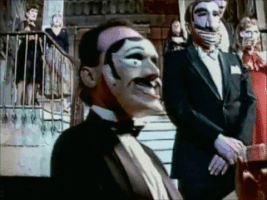 saviobarbosa bathroom shakira bano chantaje GIF