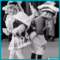 Back To Back Dancing GIF by WDR