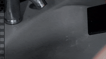 mau  GIF