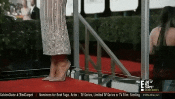 Red Carpet Golden Globes 2017 GIF by E!