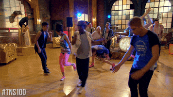 200.gif?cid=fc005b08314979f976ea58f2db0917e89c349aeeb4bf2987&rid=200.gif&ct=g