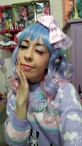 lulysalle  GIF