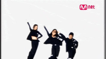 korean pop dancing GIF