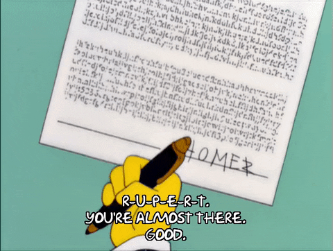 Homero firmando papeles