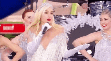 gwen stefani GIF by The 91st Annual Macy’s Thanksgiving Day Parade