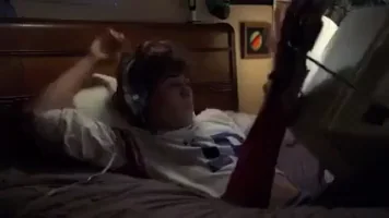 200.webp?cid=ecf05e47cbs9p1pmef3l4pnq4el1nmw26b6qwd90q0upy05d&ep=v1_gifs_search&rid=200.webp&ct=g