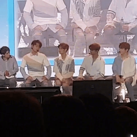 parkbyun11  GIF