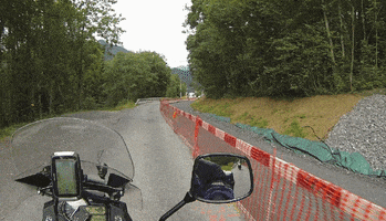 rw  GIF