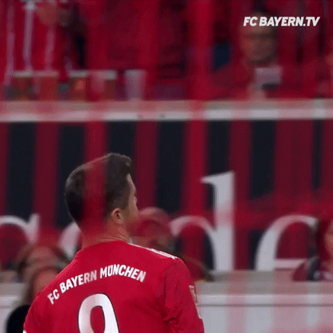 Lewandowski Celebration Gif