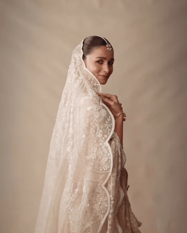 Alia Bhatt Love GIF