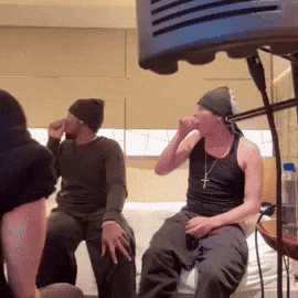 Oooh GIF