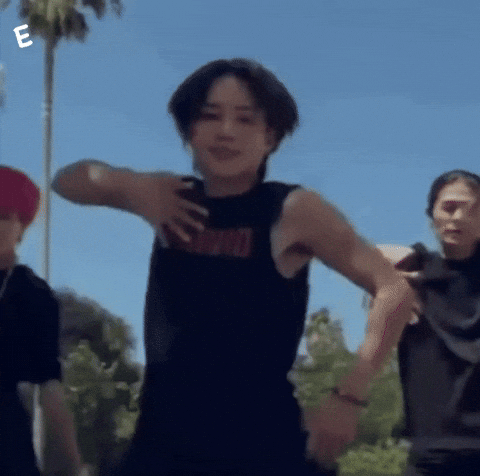 E Rei GIF
