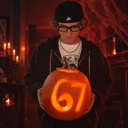 Pumpkin Patch Halloween GIF by Jan Metternich