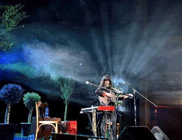 Joana Serrat Enric Montefusco GIF