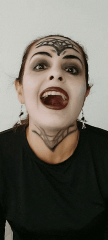 TierraSabia halloween malvada risa malvada maquillaje natural GIF