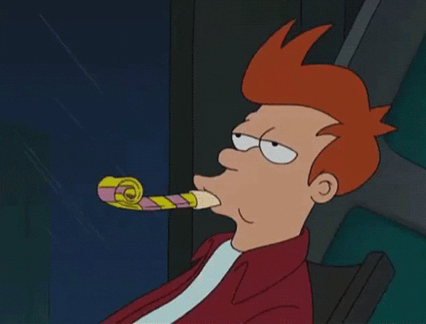 Kreslená animace s mužem, foukajícím do narozeninové frkačky. 
