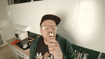 React Javascript GIF by senioridevaaja