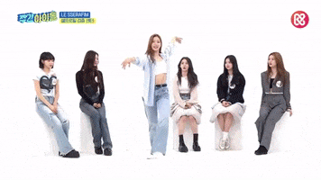 Le Sserafim GIF
