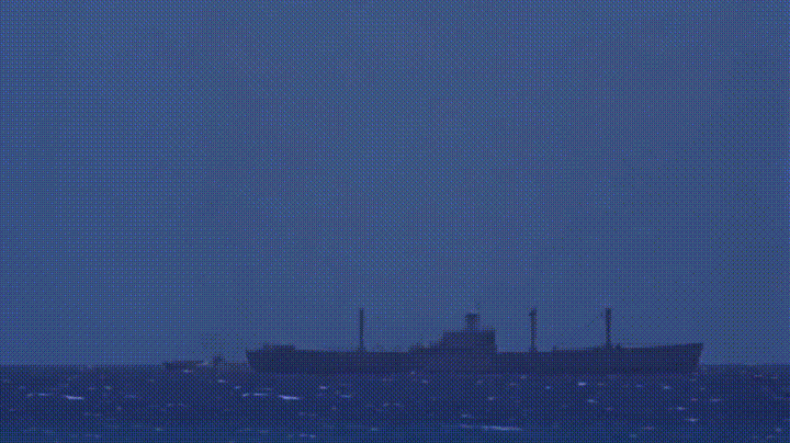 giphy.gif giphy.gif