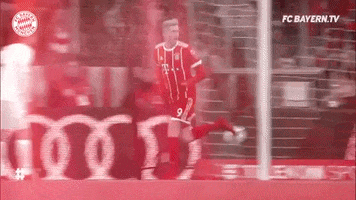 excited champions league GIF by FC Bayern Munich