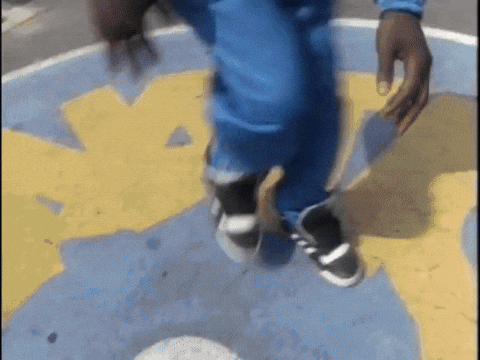 giphy.gif