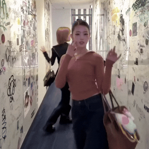 Minnie GIF