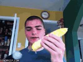 https://media2.giphy.com/media/AXeAuvpQiJOOA/200.gif