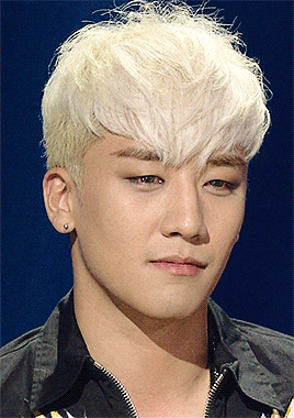 Lee-seunghyun GIFs - Get the best GIF on GIPHY