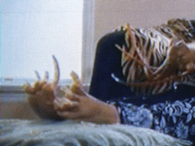 Long-toes GIFs - Get the best GIF on GIPHY