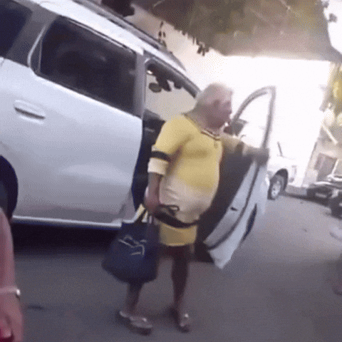 giphy.gif?cid=9b38fe91rhxjkgj76y6efjoeun2u61sb632kjztust0q8wsk&ep=v1_gifs_username&rid=giphy.gif&ct=g