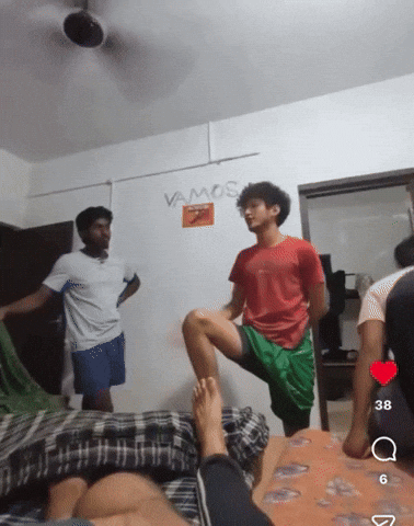 Arakkal GIF