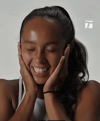 Leylah Fernandez laughing
