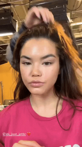 Paris Berelc GIF