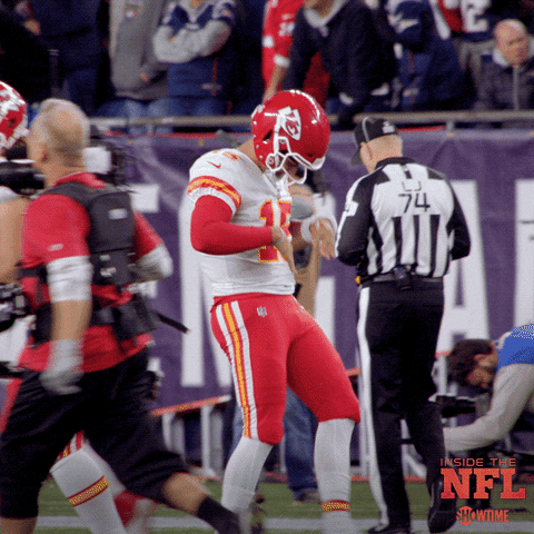 Flexing Kansas City Chiefs GIF by SHOWTIME Sports