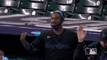 200.gif?cid=fc005b0877e2a9ff9324968a965abc4821275561e482de03&rid=200.gif&ct=g