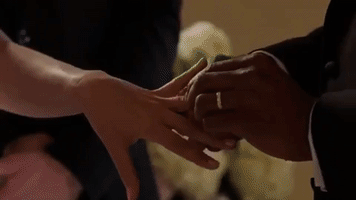 Arrow Layla GIF