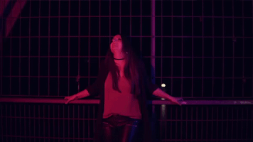 Eva Luginger GIF