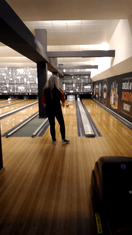 nikolaskysela  GIF
