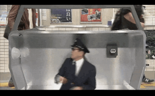 Korea Subway GIF - Find & Share on GIPHY