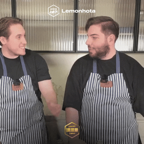 Rane Lazona GIF